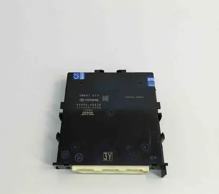 Lexus RX 450H Keyless (KESSY) go control unit/module 8999048830