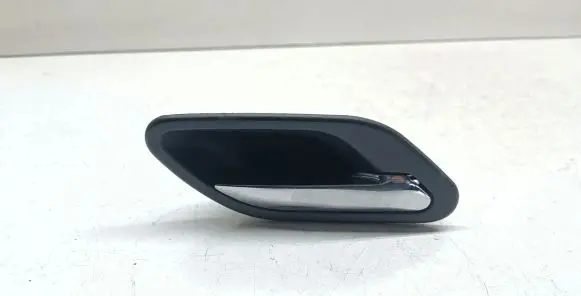 BMW 5 E39 Front door interior handle 7032926