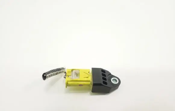 Toyota Auris E180 Airbag deployment crash/impact sensor 8983102160
