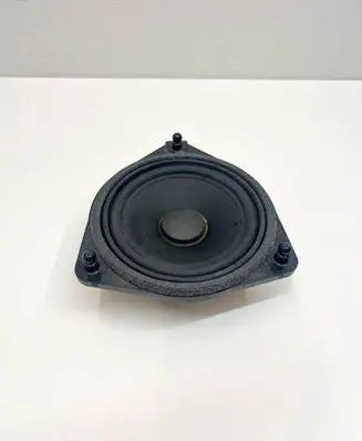Mercedes-Benz SL R231 Front door speaker A2318200702 2318200702