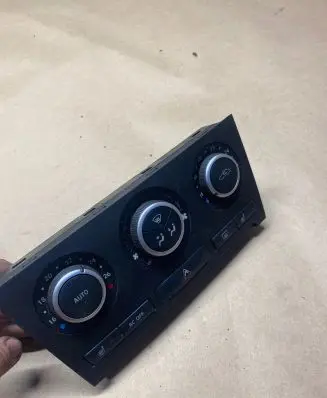 Saab 9-3 Ver2 Air conditioning/heating control unit 12772892 ACC407CS68L