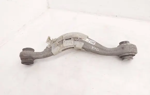 BMW 5 G30 G31 G38 Rear control arm 6870535