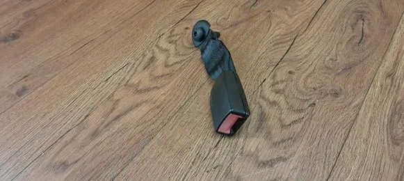Ford Focus C-MAX Rear seatbelt buckle 3M51R60044