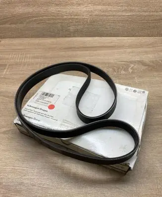 Audi A4 S4 B7 8E 8H Alternator belt 06D903137E 6PK1572