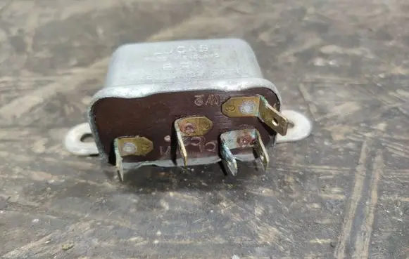 Rolls-Royce Silver Shadow Electric power window relay 33209J