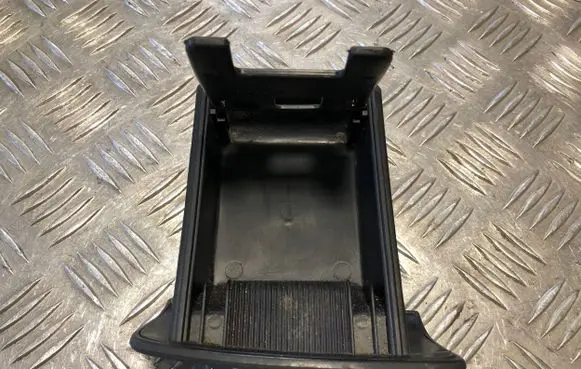 Hyundai Santa Fe Car ashtray ATE10 8455026000 N66GF30
