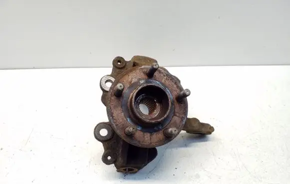 Ford Focus Front wheel hub AV613K171