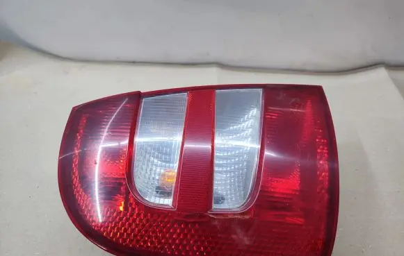 Rear/tail lights