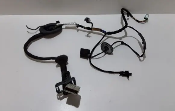 Land Rover Range Rover Sport L320 Rear door wiring loom YMM501394A