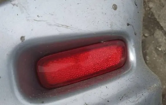 Rear tail light reflector