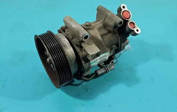 Renault Clio III Air conditioning (A/C) compressor (pump) 8200819568 IMPRK1514354