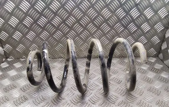 Volkswagen Transporter - Caravelle T5 Front coil spring