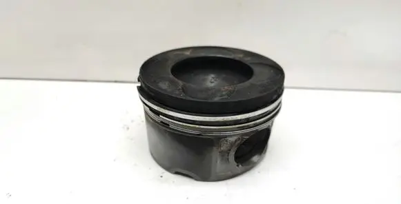 BMW 3 E90 E91 Piston 