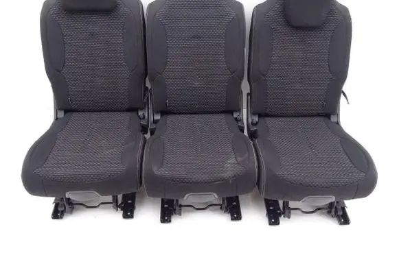 Citroen C4 I Picasso Second row seats 