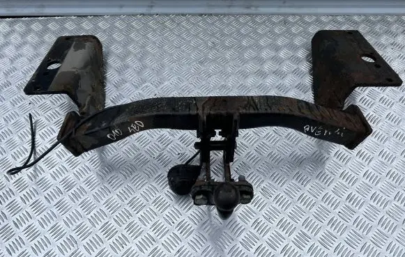 Toyota Avensis T270 Tow bar set 