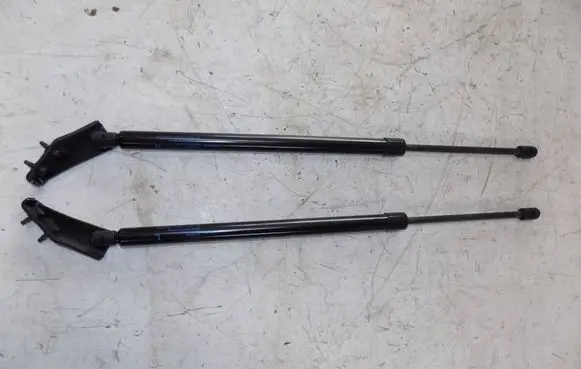 Nissan X-Trail T33 Tailgate strut 
