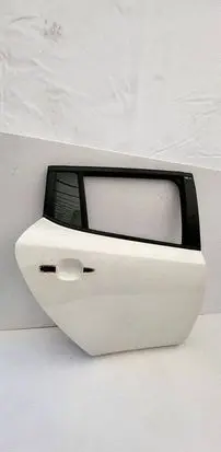 Nissan Leaf I (ZE0) Rear door