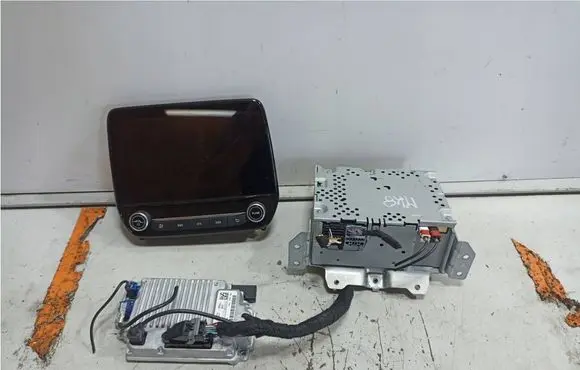Ford Fiesta Radio/CD/DVD/GPS head unit H1BT18K810LAU L1BT18B955FB NU5T14G371GAA