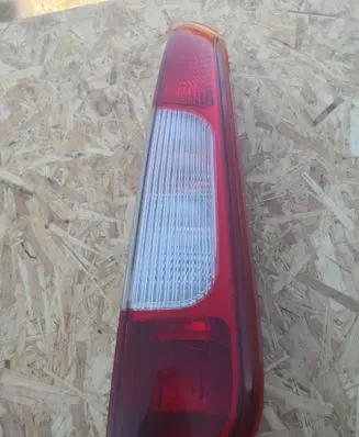 Ford Focus C-MAX Rear/tail lights 02R00F