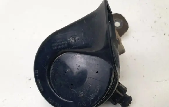 Volkswagen PASSAT B6 Horn signal