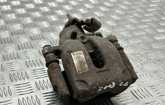 Peugeot 3008 I Rear brake caliper