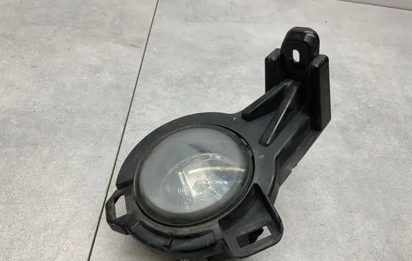 Nissan Juke I F15 Front fog light 261508992B