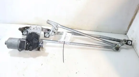 Ford Focus C-MAX Front wiper linkage and motor 0390241724