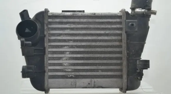 Audi A4 S4 B7 8E 8H Intercooler radiator 8E0145805AD