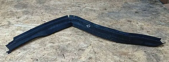 Mercedes-Benz C W204 Engine compartment rubber A2046280898