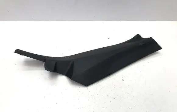BMW 2 Active Tourer U06 Rear seat side bottom trim 7952098