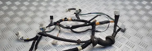 Lexus IS 220D-250-350 Front door wiring loom 8215253150F 98ZK32