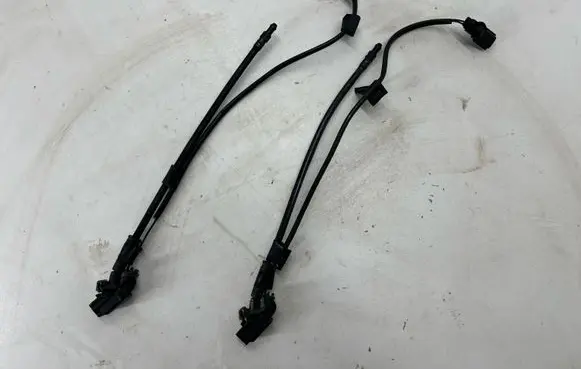 Dodge Charger Windshield washer spray nozzle 68239789AC