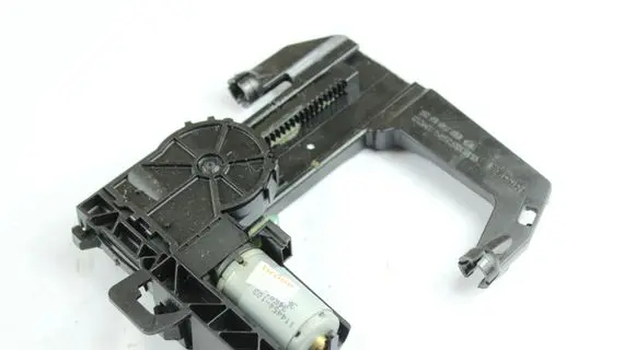 Mercedes-Benz S W221 Seat adjustment motor 0009700026