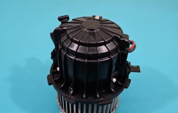 Heater fan/blower