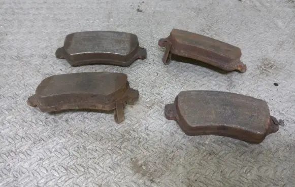 KIA Venga Brake pads (rear) 