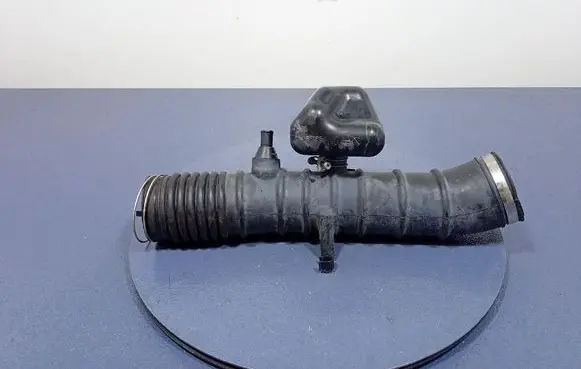 Lexus GS 300 350 430 450H Intake resonator 17893-31070