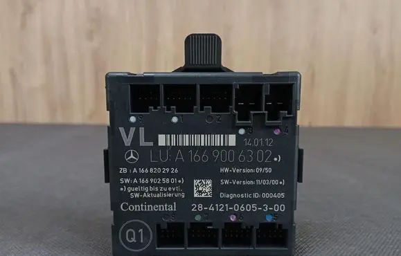 Mercedes-Benz B W246 W242 Door control unit/module 1669006302 A1669006302