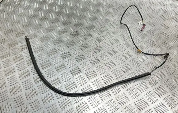 Mercedes-Benz ML W164 Other trunk/boot trim element A1648600118 30039531