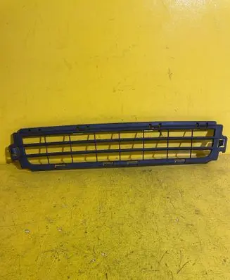 Volvo V50 Front grill 30744911