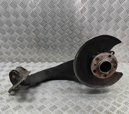 BMW X1 F48 F49 Rear wheel hub 6858086 8842879