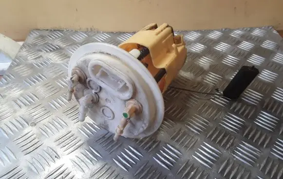 Peugeot 407 In-tank fuel pump NOCODE