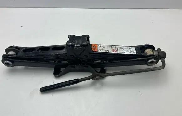 Ford Mustang V Lift Jack 5R3A17A078AA