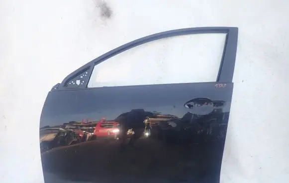 Mazda 3 II Front door