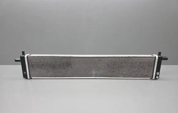 Toyota RAV 4 (XA40) Coolant radiator G901042020