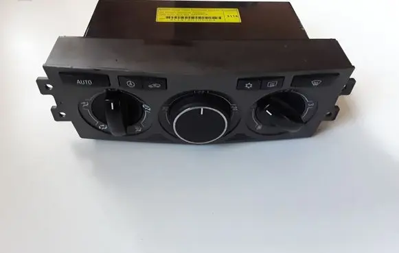 Opel Antara Air conditioner control unit module 20953114
