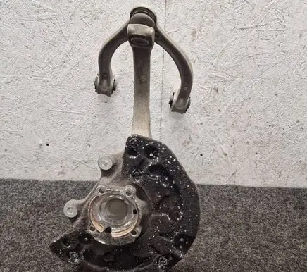 Mercedes-Benz E W213 Front wheel hub A2133324800