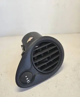 BMW 5 E60 E61 Dashboard side air vent grill/cover trim 220410