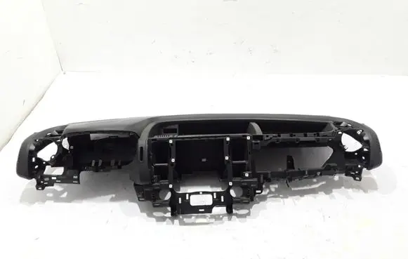 Renault Trafic III (X82) Dashboard 681002557R