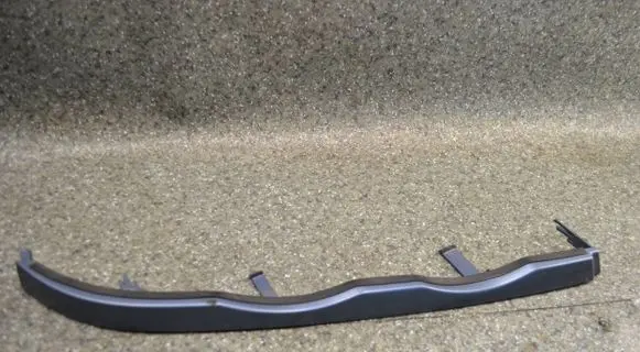BMW 3 E46 Under headlight/headlamp trim 8208482