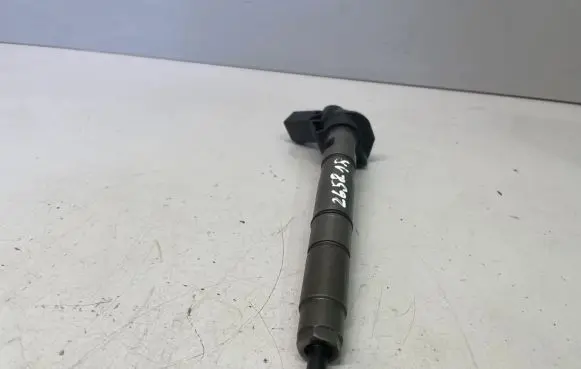 Audi A4 S4 B8 8K Fuel injector 059130277AB